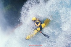 足球直播-欧冠淘汰赛对战图实时更新与比赛分析