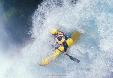 足球直播-欧冠淘汰赛对战图实时更新与比赛分析