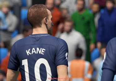 足球直播-罗马里奥与欧冠历史的关联及体育竞技影响